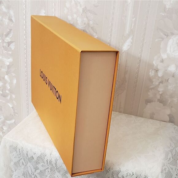 Louis Vuitton Large Storage Box Like New - Picture 6 of 6